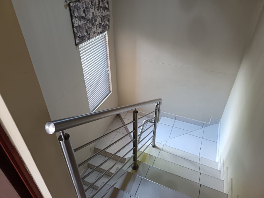 3 Bedroom Property for Sale in Heuwelsig Free State